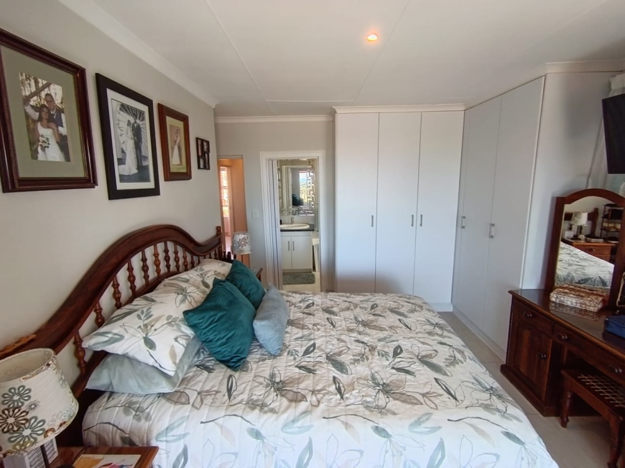 3 Bedroom Property for Sale in Island View Western Cape